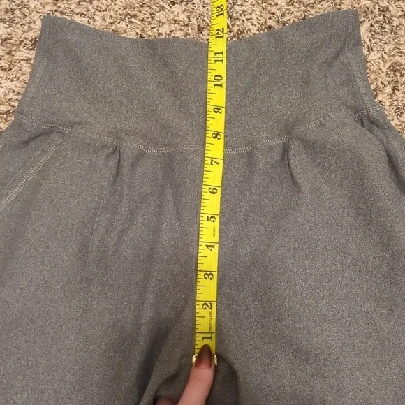Old Navy powersoft women's gray high rise go dry joggers ankle length - Picture 10 of 12